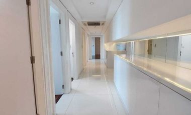 Disewakan apartement Kemang Village Infinity lantai 3n3