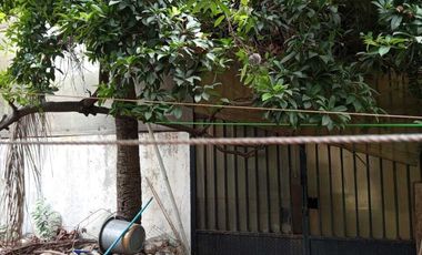 Rumah Tua di Kav POLRI Jl Jelambar Madya Petamburan Jakarta