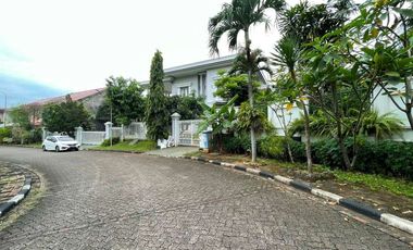 Tanah 555 m Ngantong Depan Taman di Jl Neptunus Villa Cinere Mas