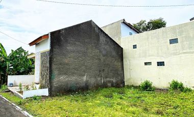 Rumah modern minimalis di ngringo Jaten karanganyar