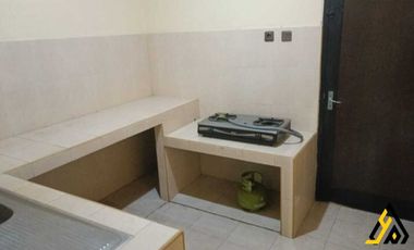 Dijual Rumah Super Strategis di Kota Solo Laweyan Luas 230m2