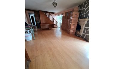 Se vende propiedad 700 m2 con casa, San Joaquin