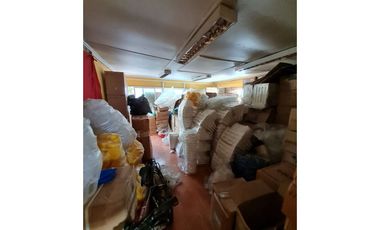 Se vende propiedad 700 m2 con casa, San Joaquin