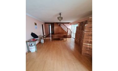 Se vende propiedad 700 m2 con casa, San Joaquin