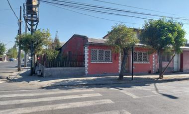 Se vende casa esquina  Salvador Allende, Lo Espejo