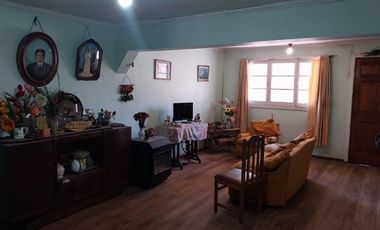 Se vende casa esquina  Salvador Allende, Lo Espejo