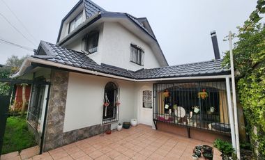 Casa 3 niveles Colon 9000 Hualpen