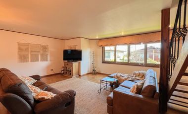 Casa 3 niveles Huertos Familiares San Pedro de la Paz