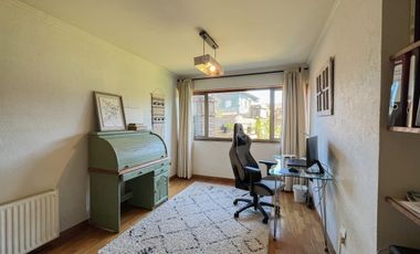 Casa 3 niveles Huertos Familiares San Pedro de la Paz