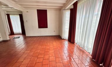 Casa de 3 niveles Collao, Concepción.