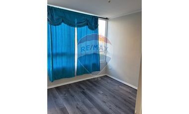 ¡Invierte en La Granja: Depto. 2D/1B con balcón!