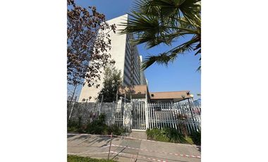 ¡Invierte en La Granja: Depto. 2D/1B con balcón!