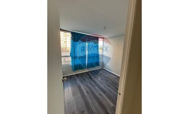 ¡Invierte en La Granja: Depto. 2D/1B con balcón!