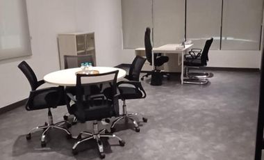 5 BR Rumah untuk cafe, klinik, kantor - commercial area Pakubowono