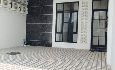 Rumah Kos 2 lantai mewah Perum Rungkut Asri area Kampus UPN dan Ubaya