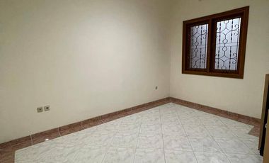 Dijual Rumah Termurah di Jakarta Barat - Taman Surya 3