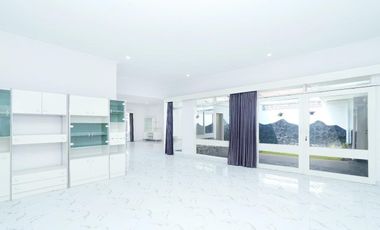 Rumah disewakan di Cilandak