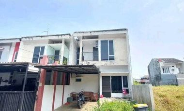 Dijual Rumah sejuk 2 lantai Bukit Pamoyanan Hijau Bogor Selatan