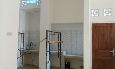 Rumah Mewah 2 Lt di Lingkungan Nyaman