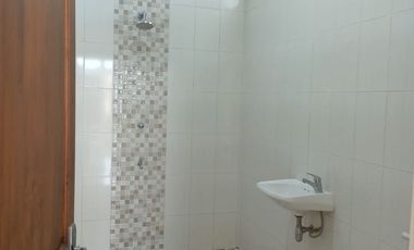 Rumah Mewah 2 Lt di Lingkungan Nyaman