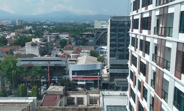 HQuarters Apartment SoHo Baru Luas 71