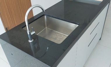 HQuarters Apartment SoHo Baru Luas 71