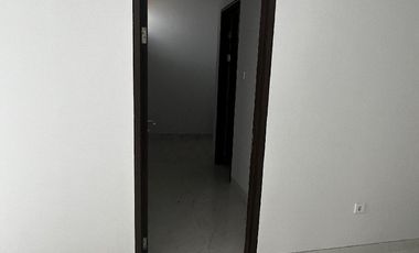 Rumah 2 Lantai Di Kawasan Centre Point Of Indonesia