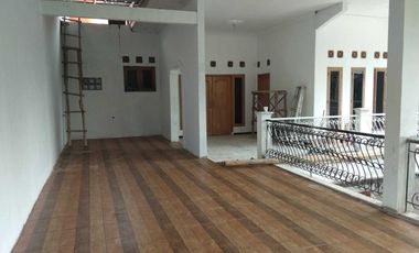 Dijual Rumah Mewah Dekat Komplek DPR Kota Cianjur