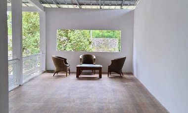 Dijual Rumah Mewah Dekat Komplek DPR Kota Cianjur