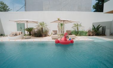 Villa Mewah Baru 5KT dengan Kolam Besar di Jimbaran Bali