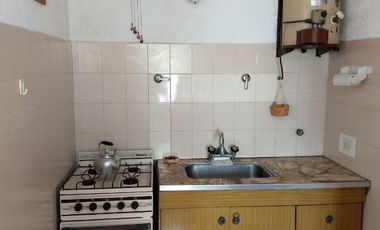 Departamento en alquiler temporario de 1 dormitorio c/ cochera en Costa Azul