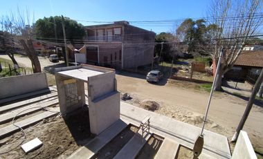 Departamento en venta de 2 dormitorios c/ cochera en Mar de Ajo