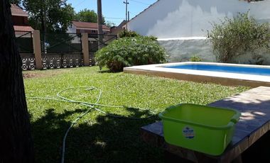 Casa en venta de 3 dormitorios en Mar del Tuyú