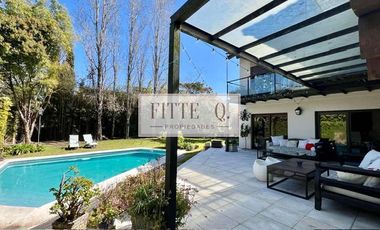 Venta Casa 4 dormitorios Lomas Shoenstatt San Isidro