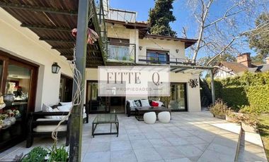 Venta Casa 4 dormitorios Lomas Shoenstatt San Isidro