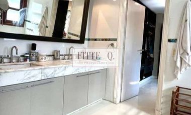 Venta Casa 4 dormitorios Lomas Shoenstatt San Isidro