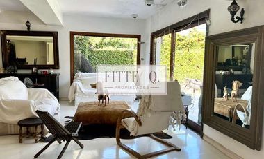 Venta Casa 4 dormitorios Lomas Shoenstatt San Isidro