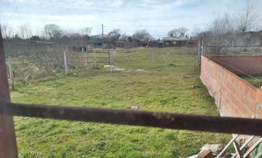 Casa en venta de 2 dormitorios c/ cochera en Mar de Ajo