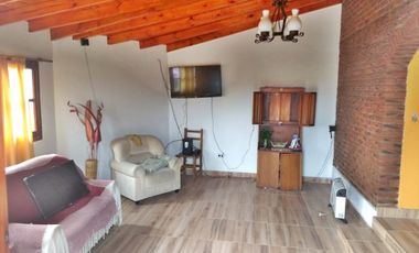 Casa en venta de 3 dormitorios c/ cochera en Mar de Ajo