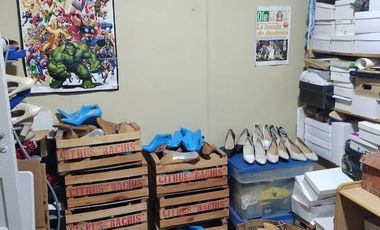 //VENTA// CASA 3 AMBIENTES - ¡ CON AMPLIO PATIO Y TERRAZA !