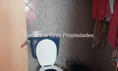 Casa en venta de 5 dormitorios c/ cochera en General Fernández Oro