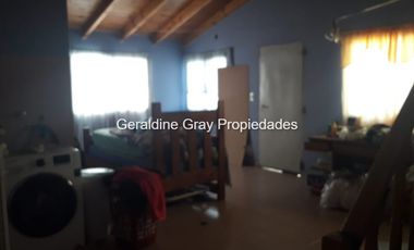 Casa en venta de 5 dormitorios c/ cochera en General Fernández Oro
