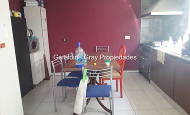 Casa en venta de 5 dormitorios c/ cochera en General Fernández Oro