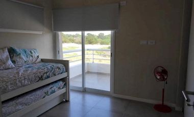 DEPARTAMENTO LUMINOSO  de 3 AMB. - Las Gaviotas | Cod.0578 |