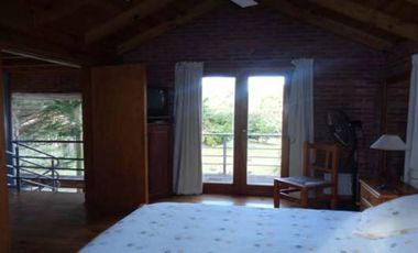 CASA de 4 Amb. EN 2 PLANTAS A Mts. DEL MAR - MAR DE LAS PAMPAS | Cod.0622