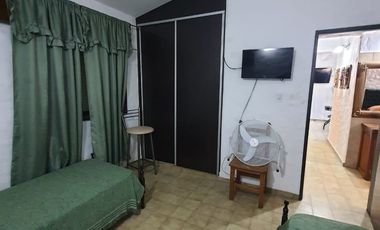 00081 Hermosa Casa Para casa 6 sobre calle Poeta Aguero