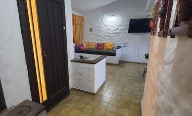 00081 Hermosa Casa Para casa 6 sobre calle Poeta Aguero