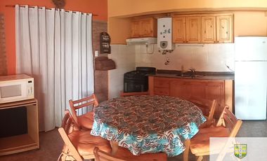 00120 Hermosa casa para 8 personas en Mina Clavero