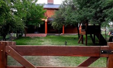 00120 Hermosa casa para 8 personas en Mina Clavero