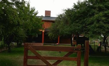 00120 Hermosa casa para 8 personas en Mina Clavero